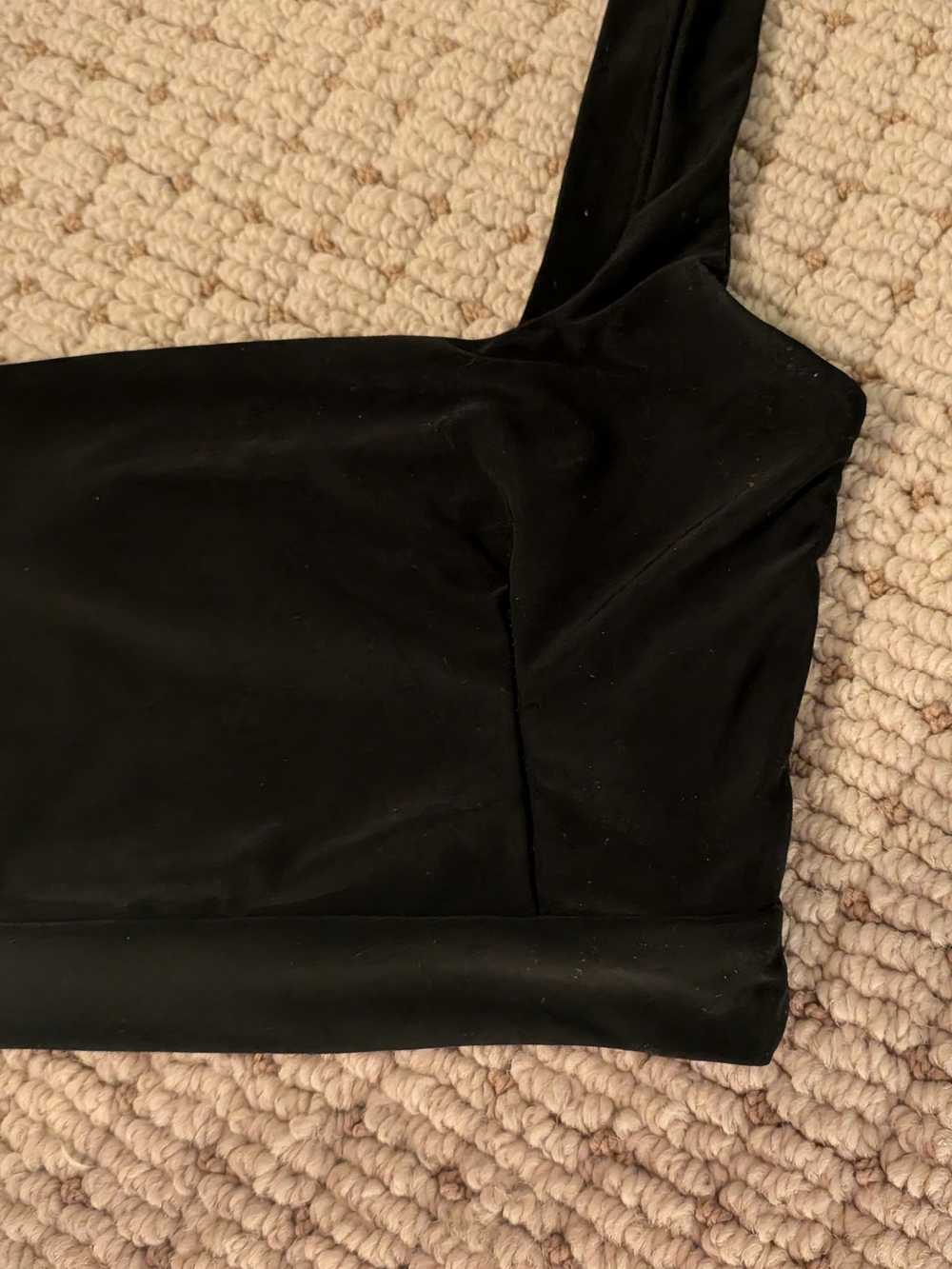 PrettyLittleThing Black Slinky Square Neck Crop Top Size 4